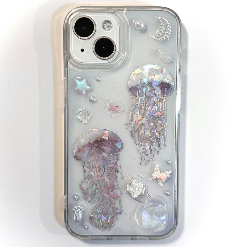 white pearl jellyfish phone case