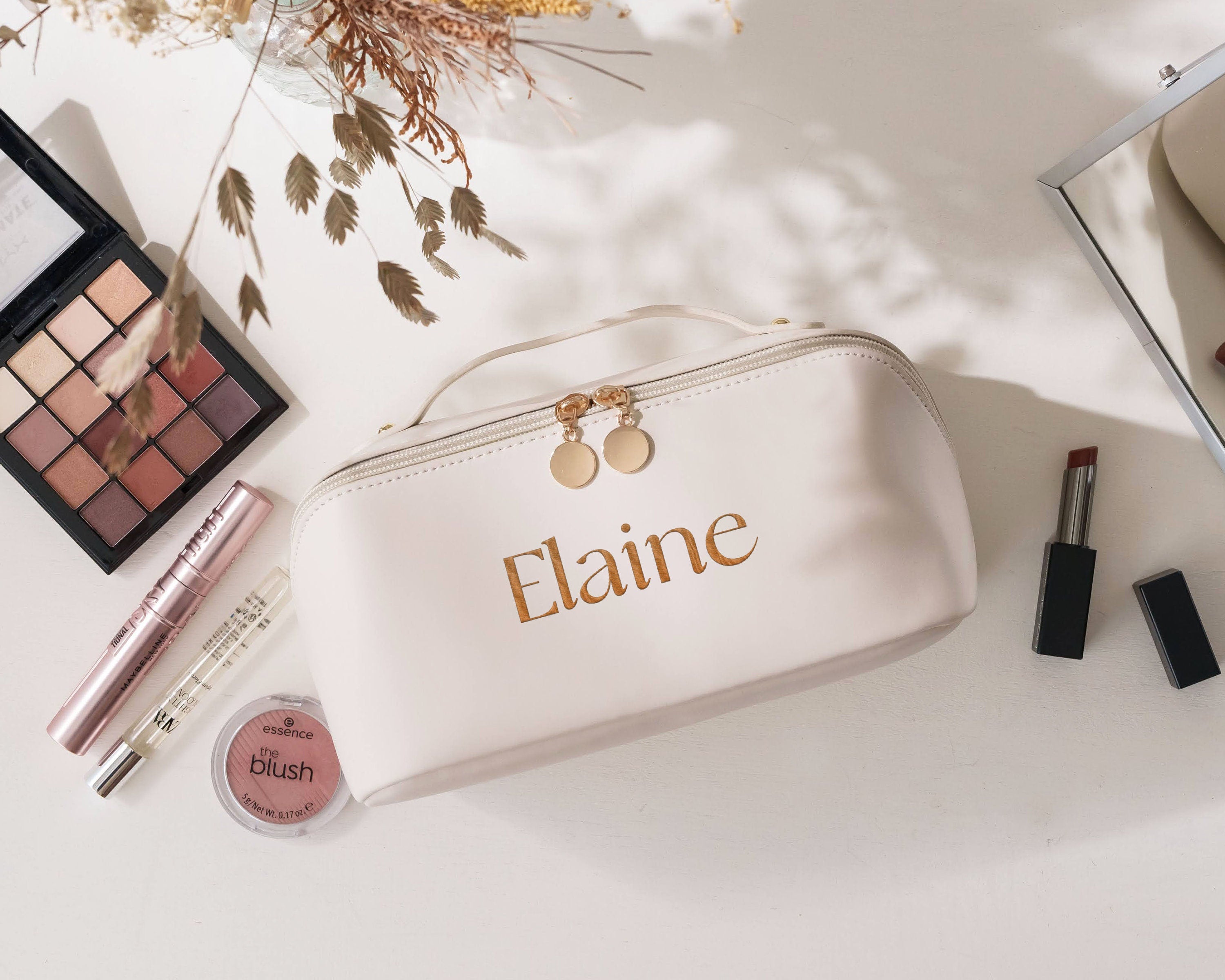 Personalized Embroidery Name Leather Makeup Bag, Large Capacity Cosmetic Bag with Zipper, Travel Accessories, Bridal Party Favor for Bridesmaids/Her