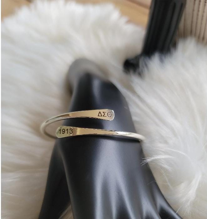 Divine Nine Sorority Bracelet - HBCU Sorority Bracelet - African American Sorority - Sorority Birthday Gifts