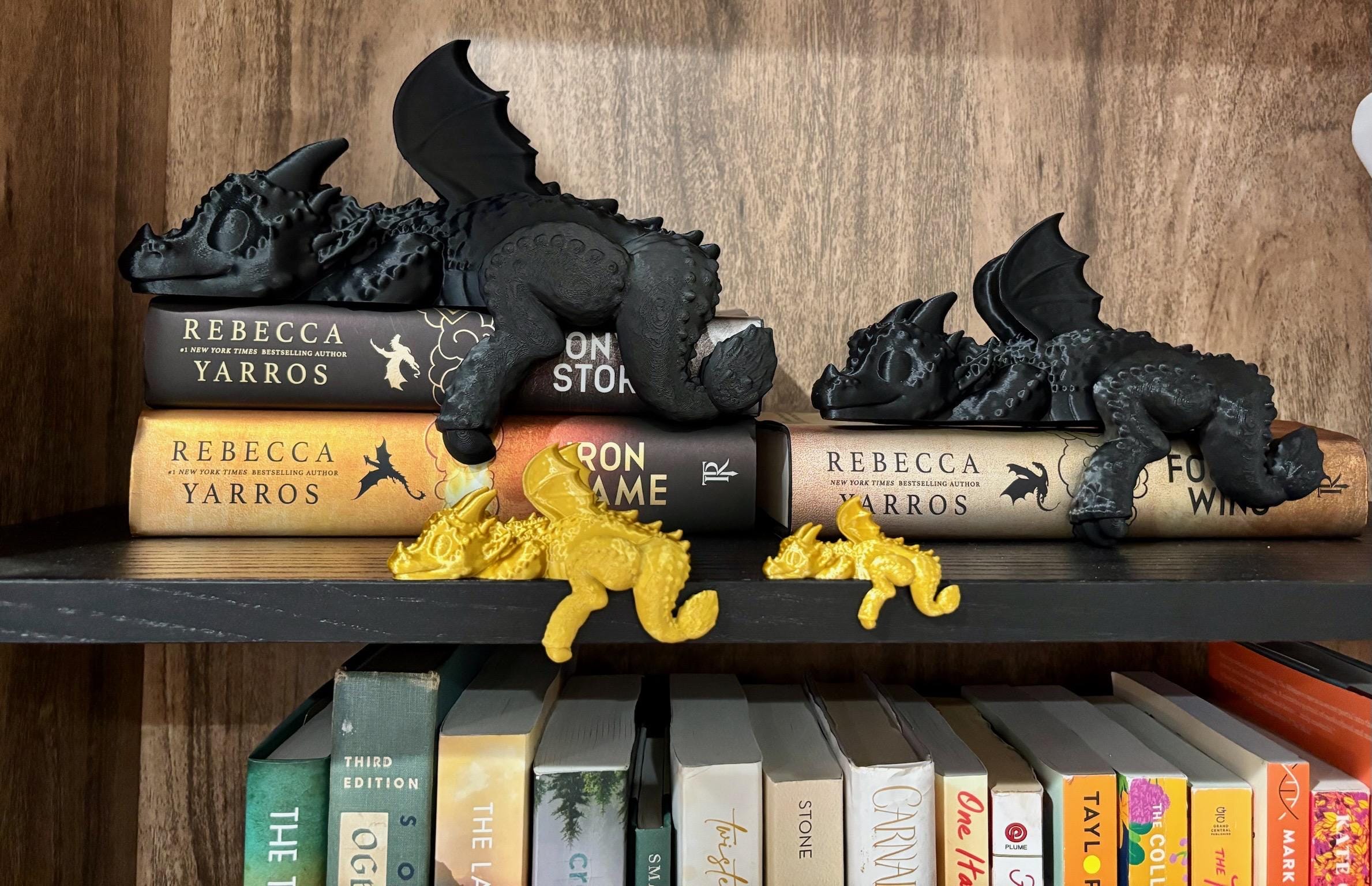 Sleeping Bookshelf Dragon | Empyrean Series, Fourth Wing Decor | 3D Printed Gift, Good Reads, Adorable Cute Decoration, Bookis