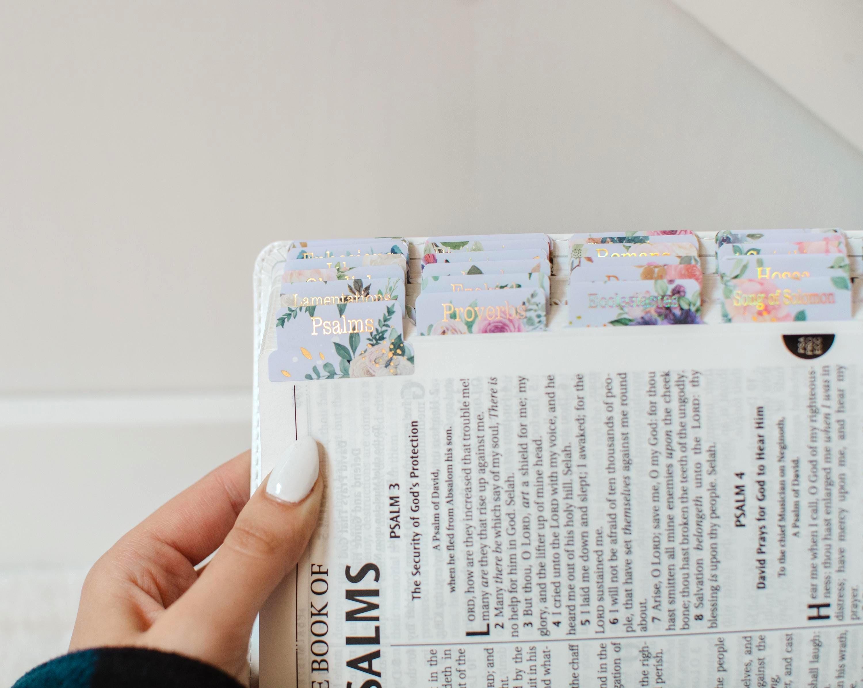 Tabbed Bible White KJV Bible Tabbed Faux Leather Personalized Gift for Women Large Print Bible Tabbed Gift Customized Baptism Gift Wedding