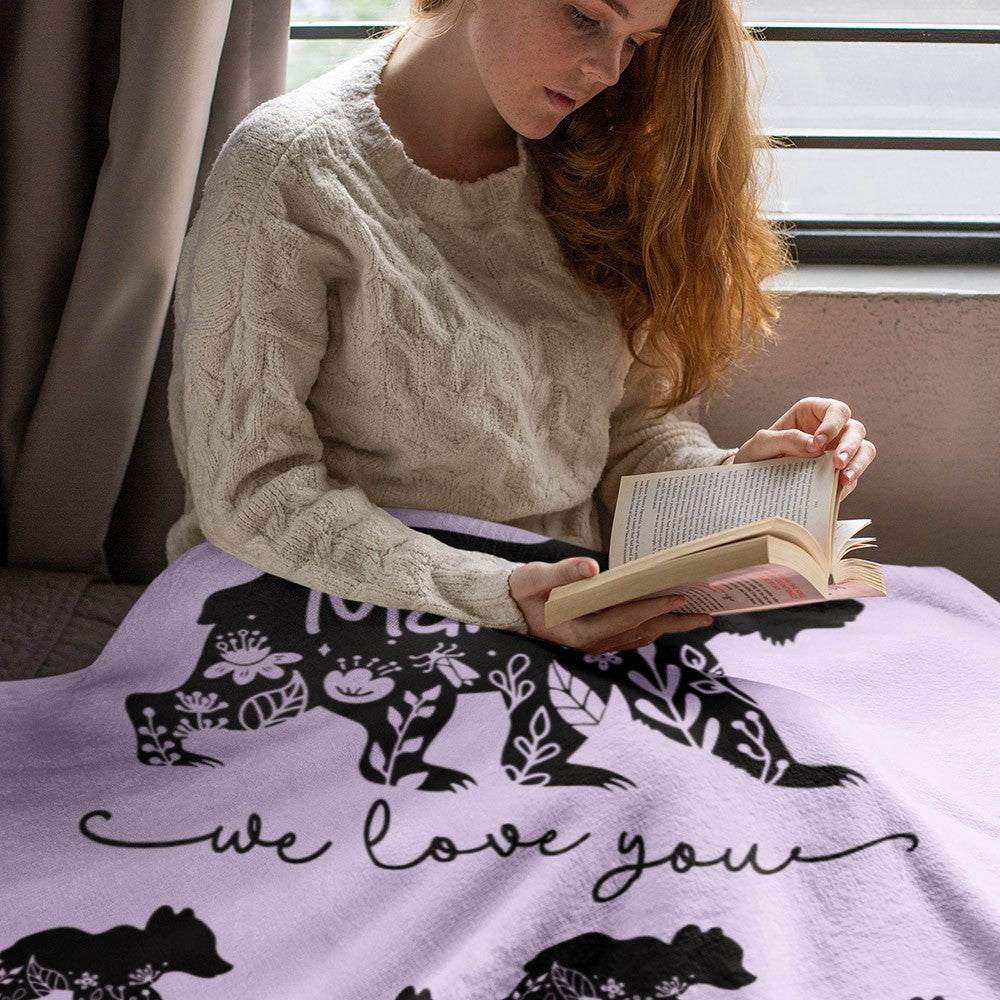 Personalized Mama Bear Flannel Fleece Blanket with Kids' Names, Soft Cozy Throw for Bed Couch, Birthday/Christmas/Mother's Day Gift for Mom/Grandma