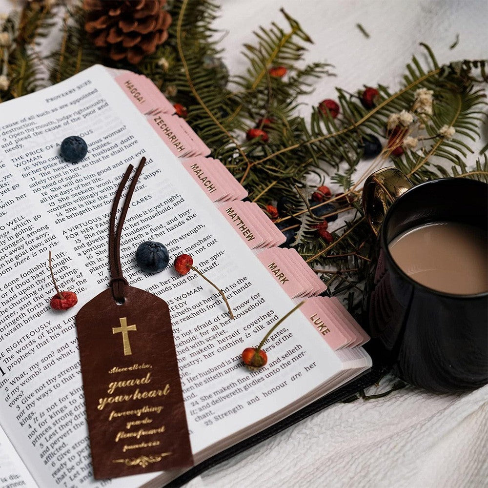 KJV Holy Bible, Giant Print Full-size Faux Leather Red Letter Edition - Thumb Index & Ribbon Marker, King James Version, Pink (KJV Full Size GP Editions)