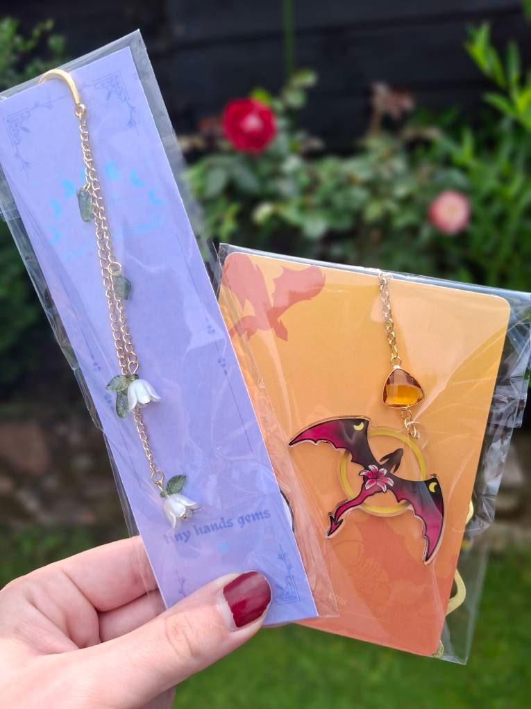 Flower bookmark Multiple colors available charm Metal bookmark Page marker bookmark charm Fairycore Floral Bookish gifts Book accessories