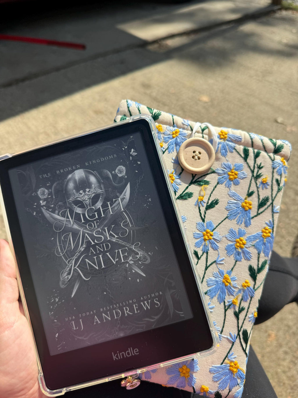 Blue Beige Daisy Embroidered book sleeve, kindle sleeve, ereader cover, iPad sleeve, Book Gift, book pouch, Bible cover