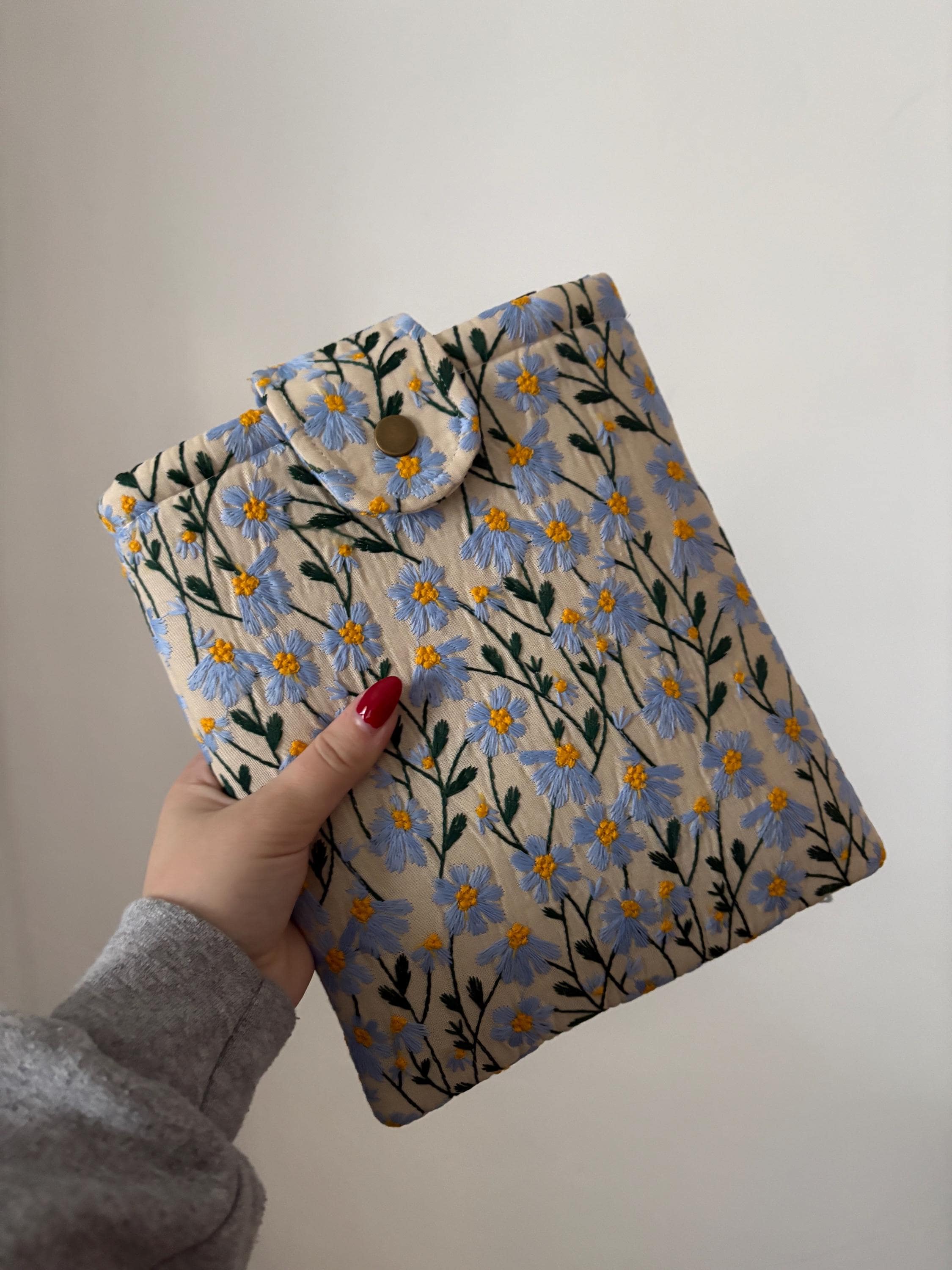 Blue Beige Daisy Embroidered book sleeve, kindle sleeve, ereader cover, iPad sleeve, Book Gift, book pouch, Bible cover