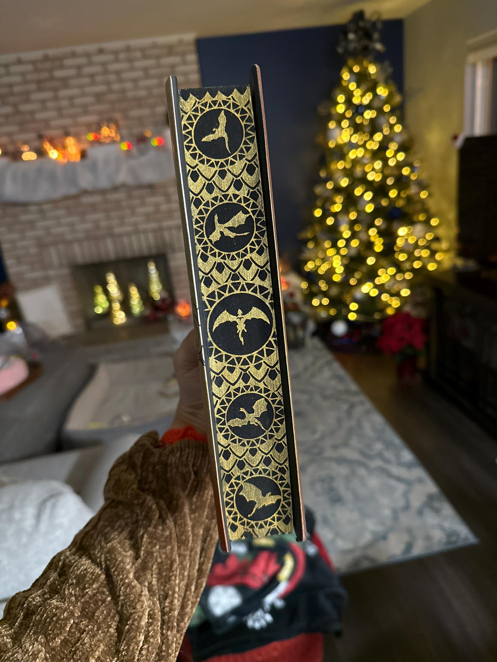 Fourth Wing or Iron Flame or Onyx Storm | Rebecca Yarros | Custom | Stenciled Painted Edges | Bookish Stickers and Bookmark included |