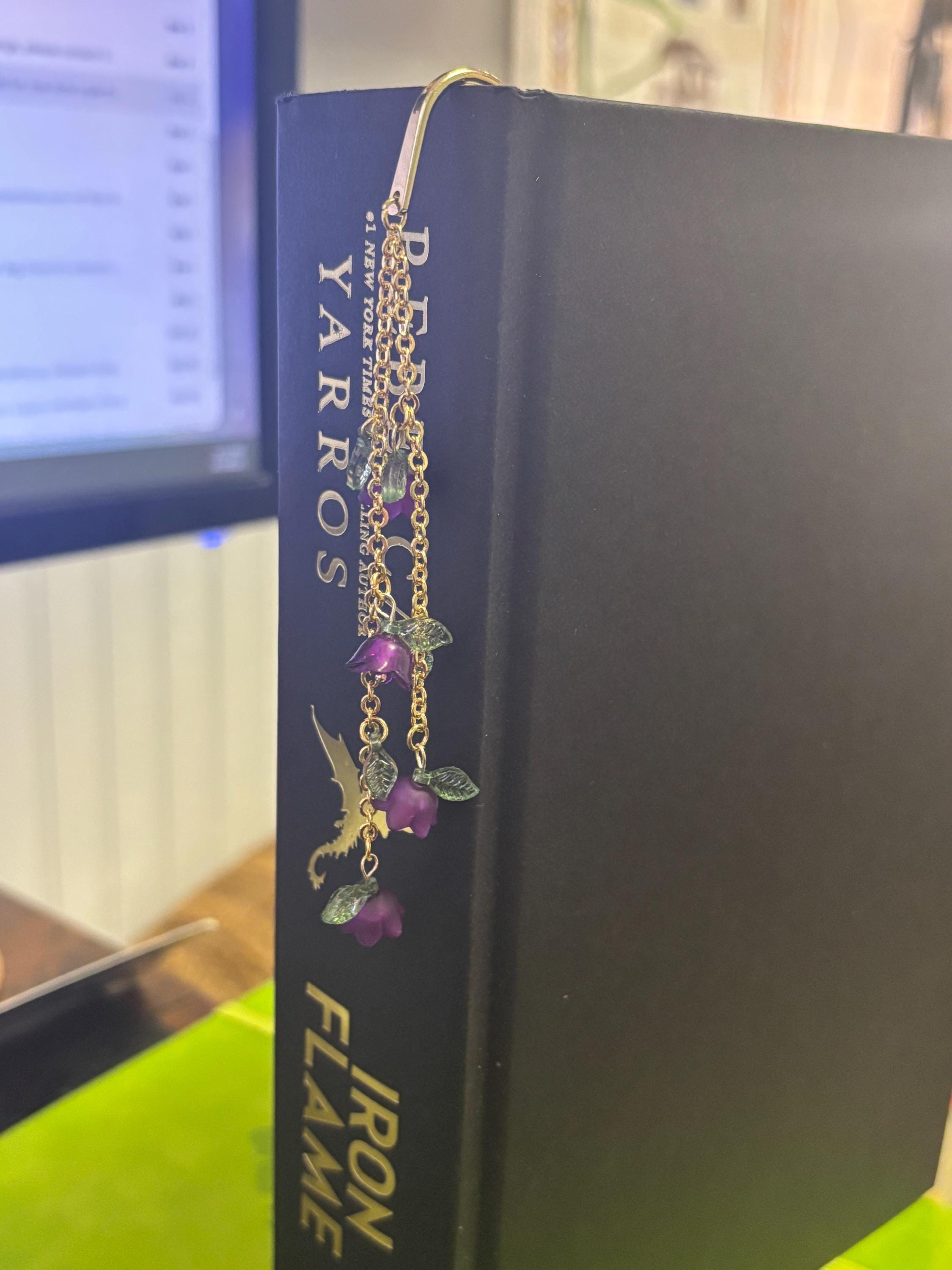 Flower bookmark Multiple colors available charm Metal bookmark Page marker bookmark charm Fairycore Floral Bookish gifts Book accessories