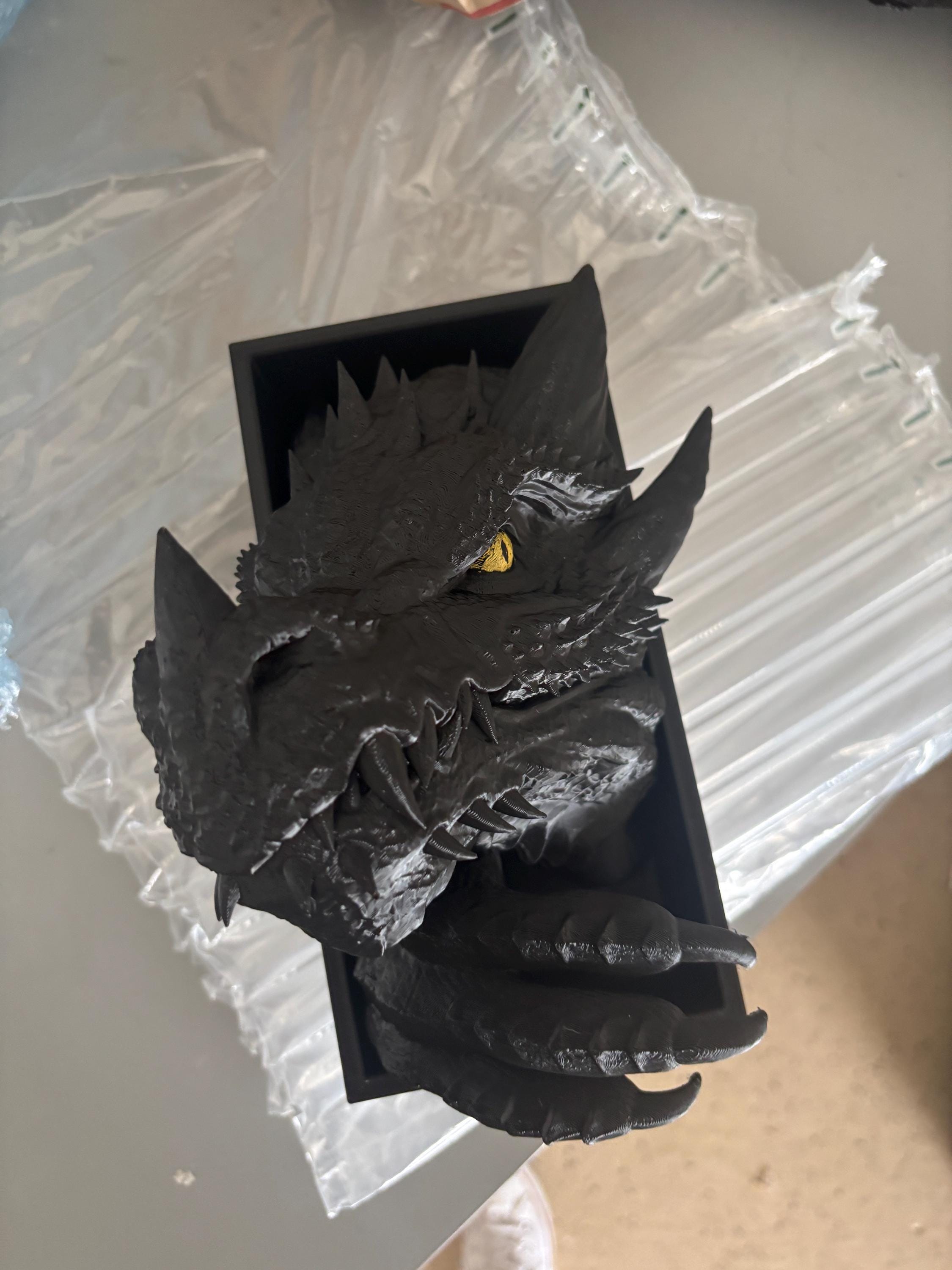 Tairn Dragon Book Nook 3d Printed Fantasy Bookshelf Bookish Fourth Wing Iron Flame Onyx Storm