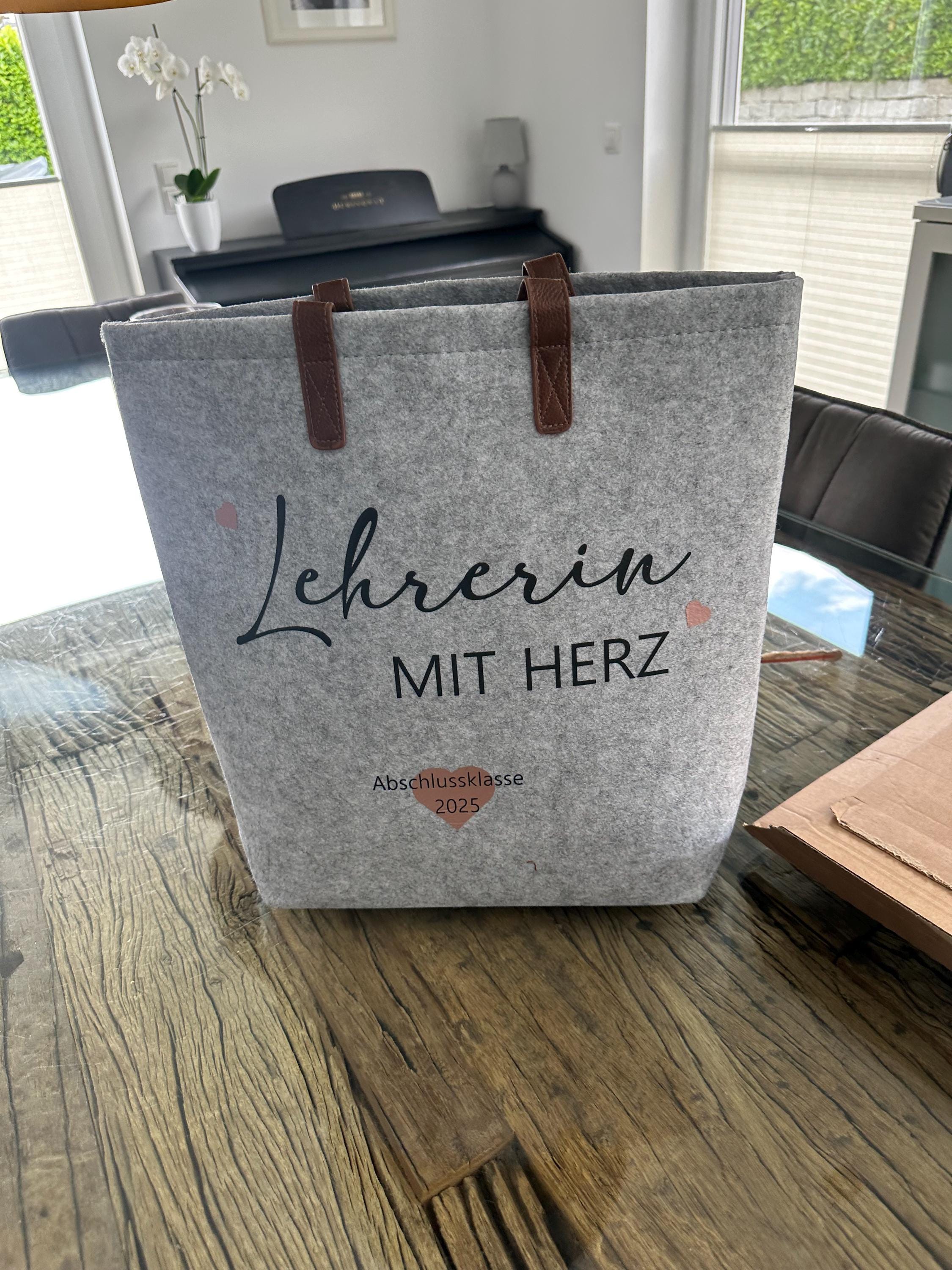 Farewell gift for a teacher, teacher with heart, gift ideas for teachers