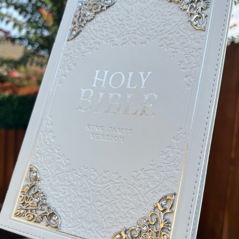 Gorgeous White KJV Holy Bible with Silver Corner Embellishments with Swarovski Crystals , Thinline Large Print Faux Leather