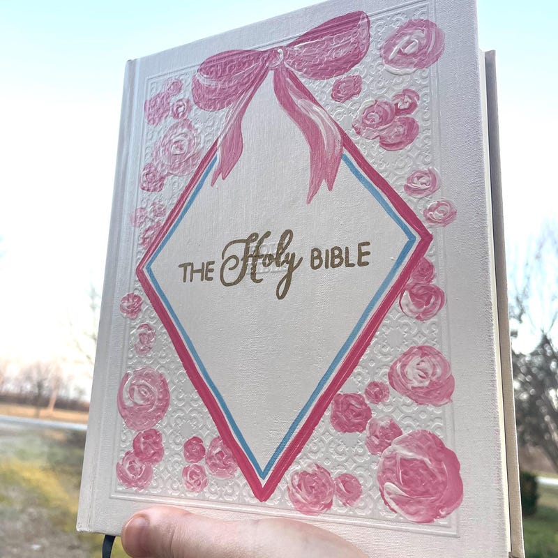 Custom Hand Painted Bibles, Love Shack Fancy, Confirmation Gift, Wedding Guestbook, Mother's Day Gift, She Reads Truth Bibles, Teen Bible