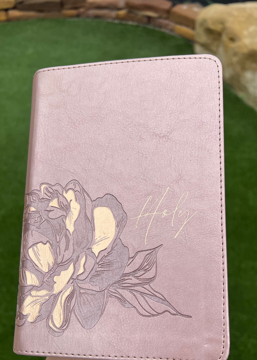 NLT Compact Giant Print Bible, Filament-Enabled Edition LeatherLike, Rose Metallic Peony, Red Letter with Floral Tabs