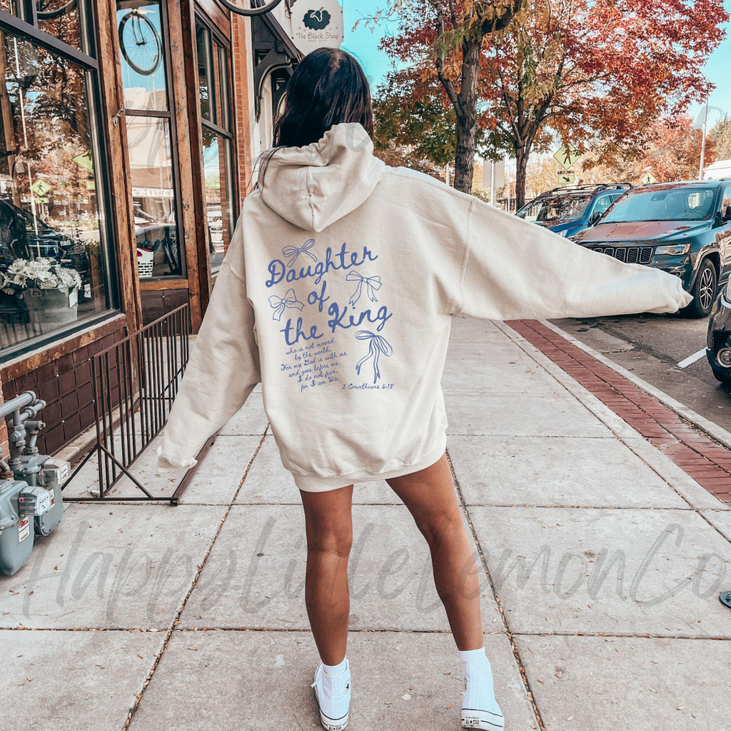 Trendy Christian Hoodie Daughter of the King Sweater Bible Verse Hoodie Aesthetic Women's Faith Apparel Words on Back Teenage Girl Gift