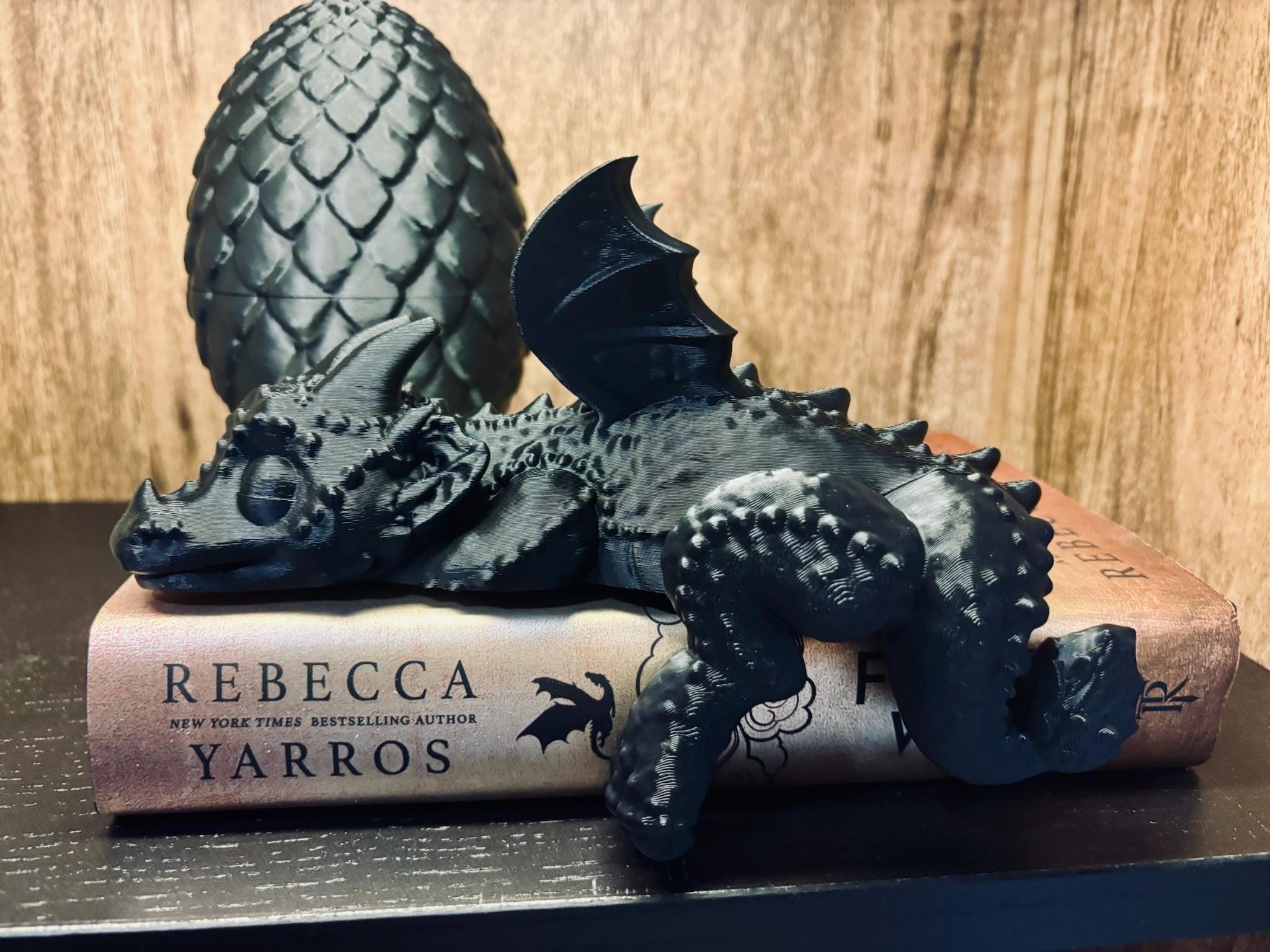 Sleeping Bookshelf Dragon | Empyrean Series, Fourth Wing Decor | 3D Printed Gift, Good Reads, Adorable Cute Decoration, Bookis