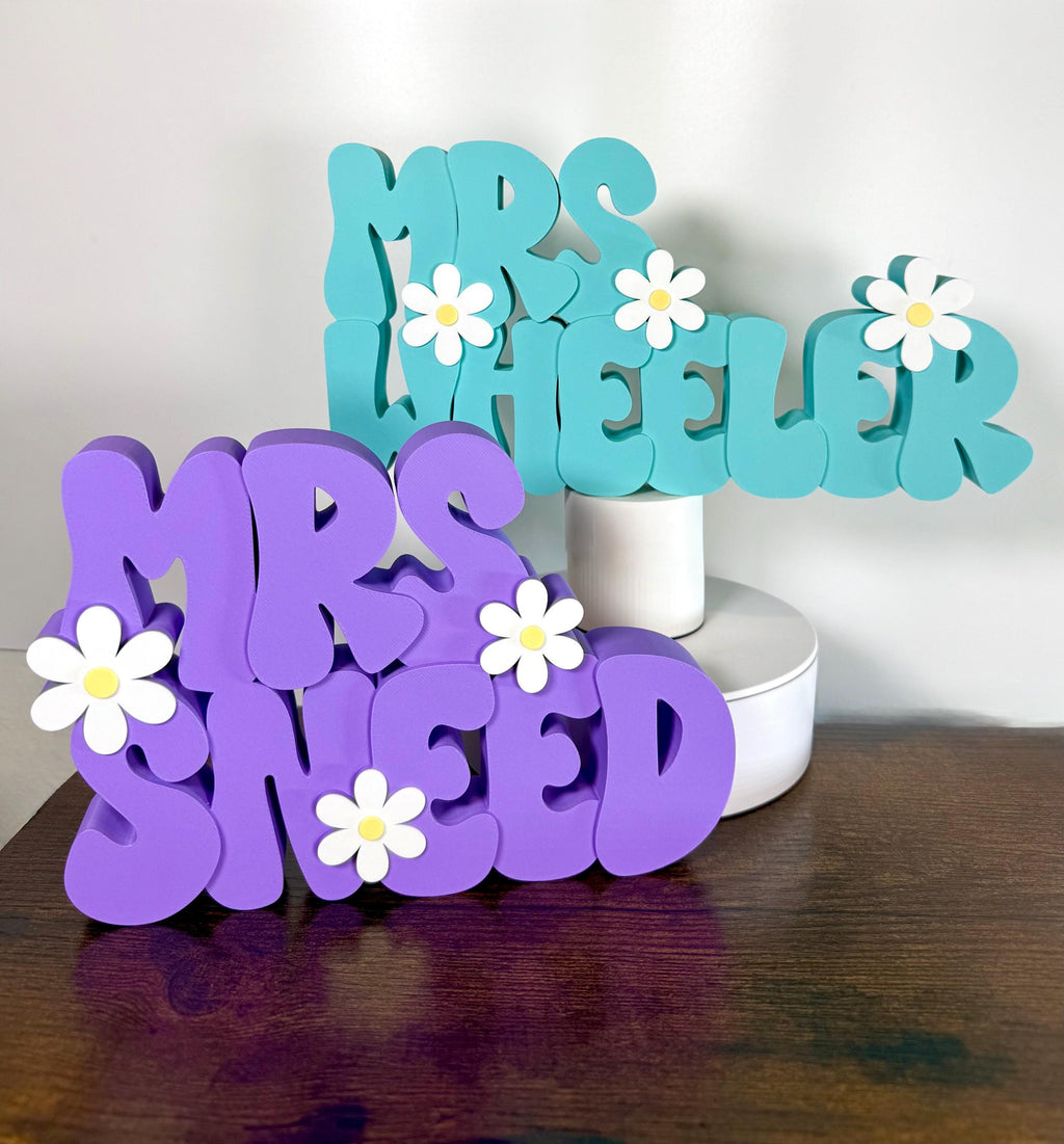 Personalized Teacher Name Plate, Daisy, Teacher Name Sign, Retro Name Sign, Groovy Name Plate, Teacher Gift, Daycare Gift, Office Name Plate